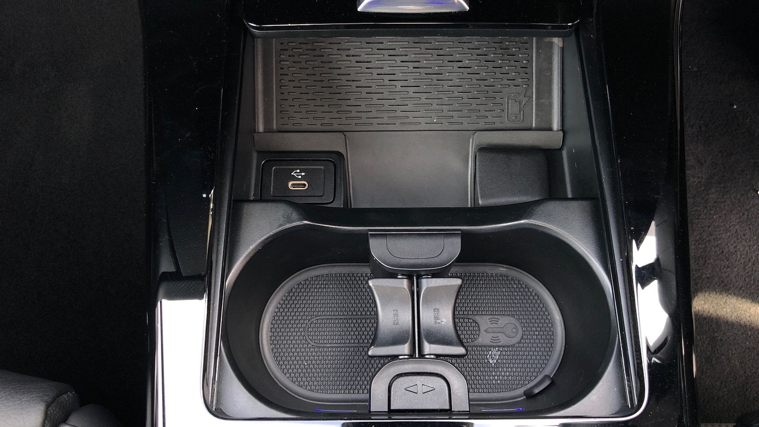 Used Mercedes-Benz CLA 2024 for sale - 76778150: Photo 30