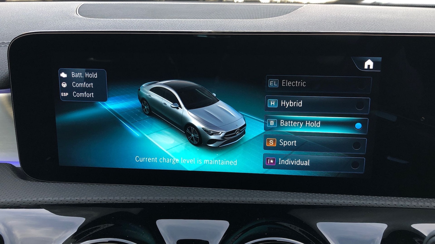 Used Mercedes-Benz CLA 2024 for sale - 76778150: Photo 40