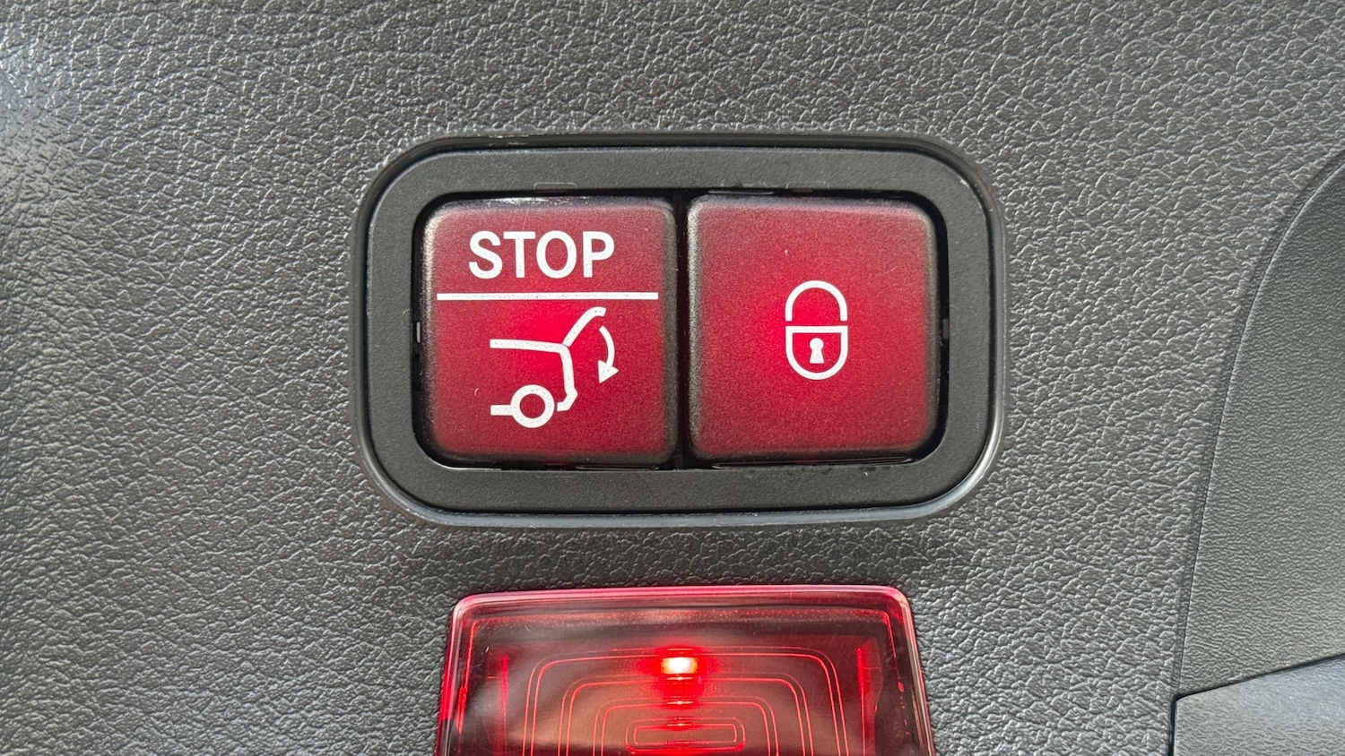 Used Mercedes-Benz CLA 2021 for sale - 77605369: Photo 24