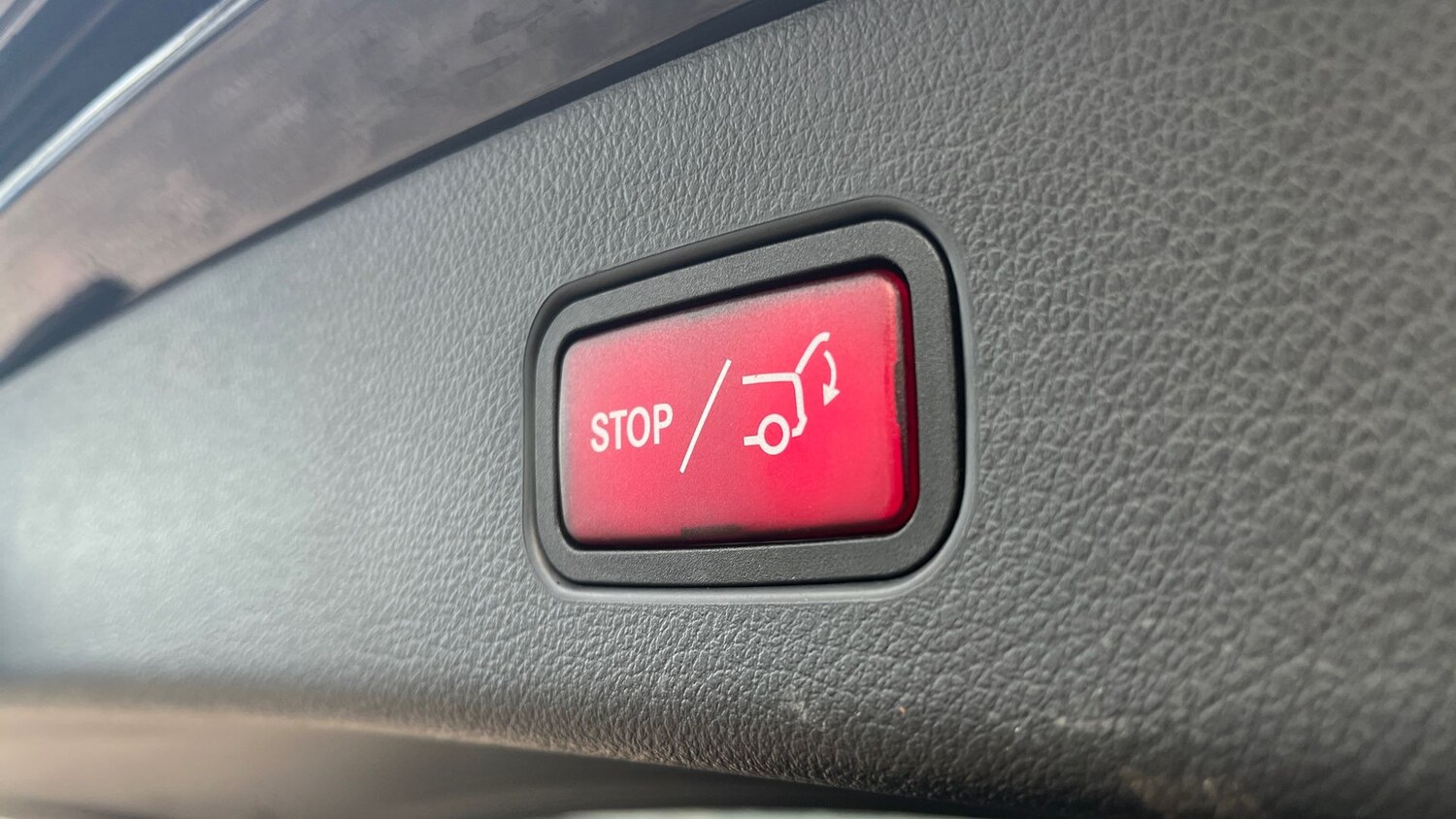 Used Mercedes-Benz GLC 2023 for sale - 77368310: Photo 21