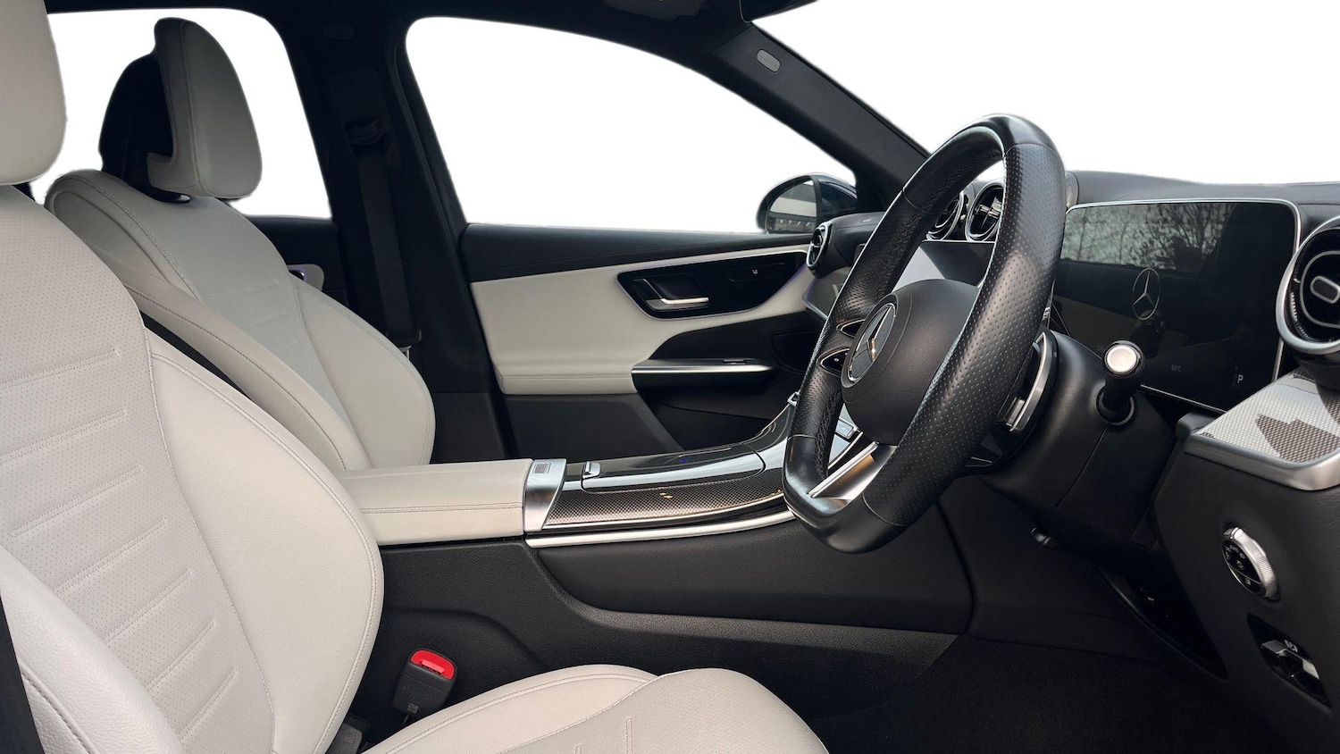 Used Mercedes-Benz GLC 2023 for sale - 77368310: Photo 3