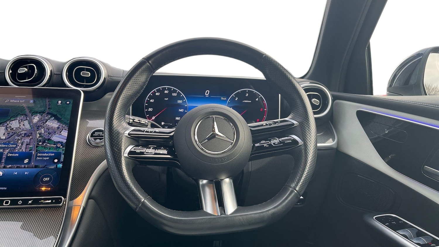 Used Mercedes-Benz GLC 2023 for sale - 77368310: Photo 9