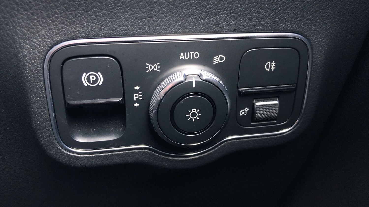 Used Mercedes-Benz EQA 2021 for sale - 77605358: Photo 31