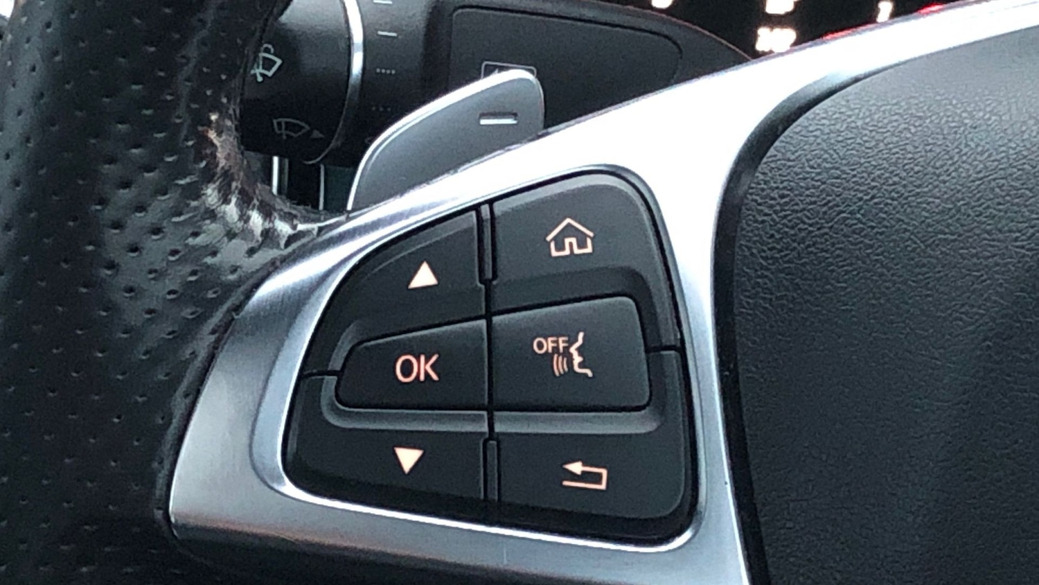 Used Mercedes-Benz C Class 2018 for sale - 76413484: Photo 19