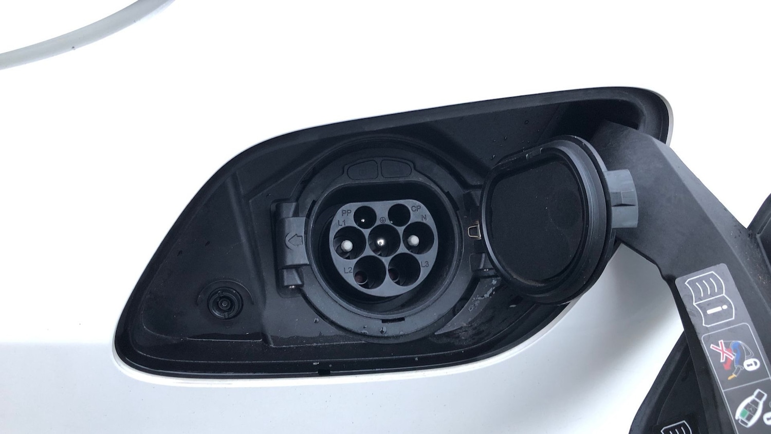 Used Mercedes-Benz C Class 2018 for sale - 76413484: Photo 24