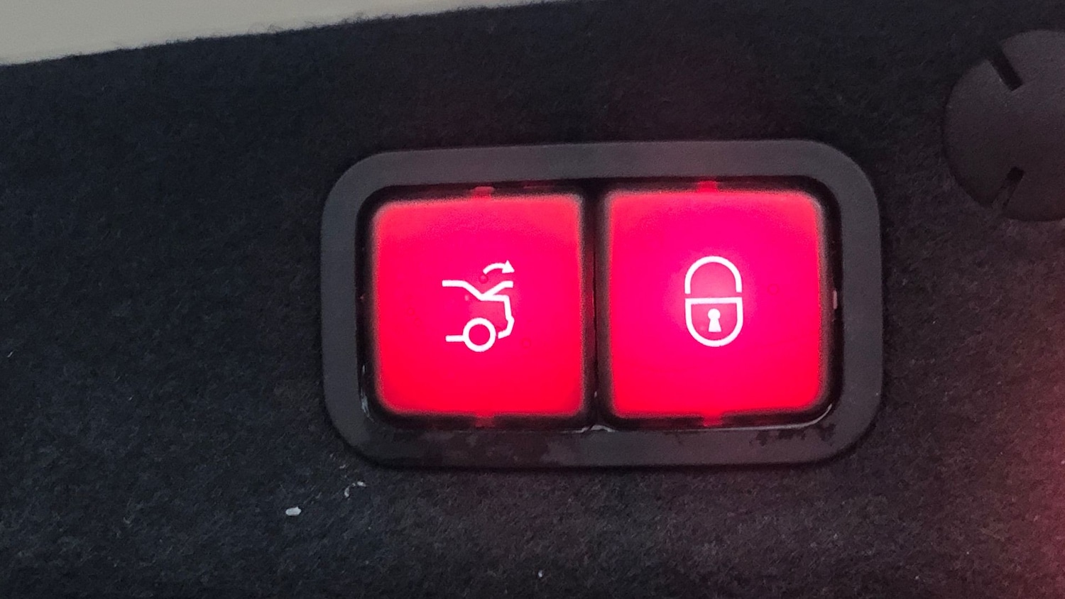 Used Mercedes-Benz C Class 2018 for sale - 76413484: Photo 25