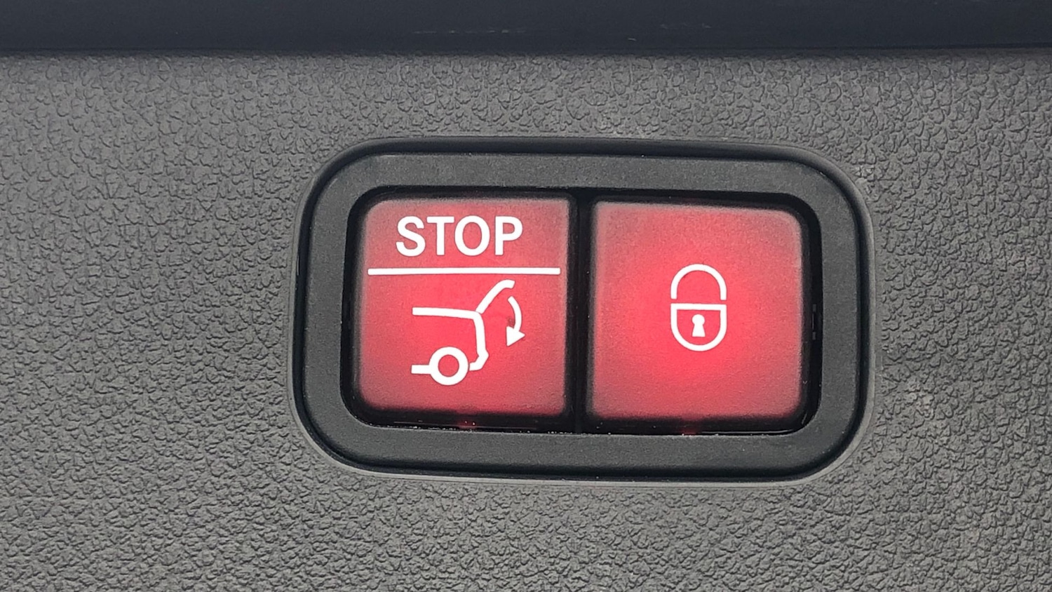 Used Mercedes-Benz C Class 2023 for sale - 76413447: Photo 23