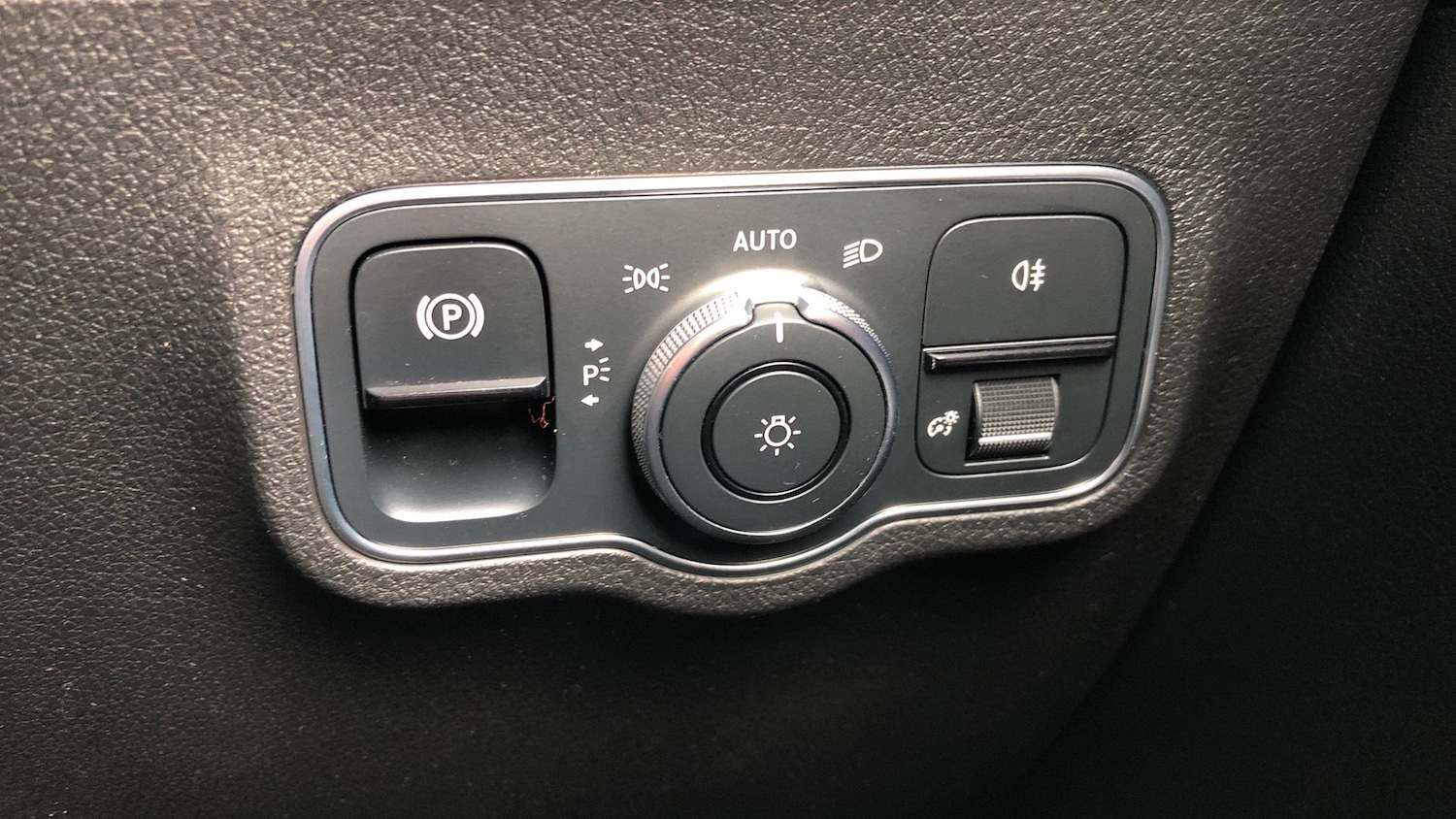 Used Mercedes-Benz GLB 2021 for sale - 76413647: Photo 15