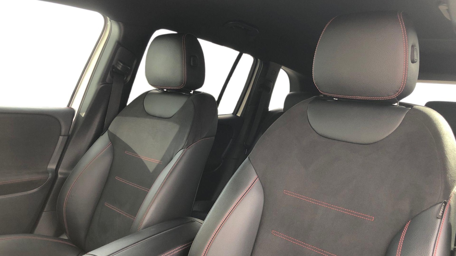 Used Mercedes-Benz GLB 2021 for sale - 76413647: Photo 34