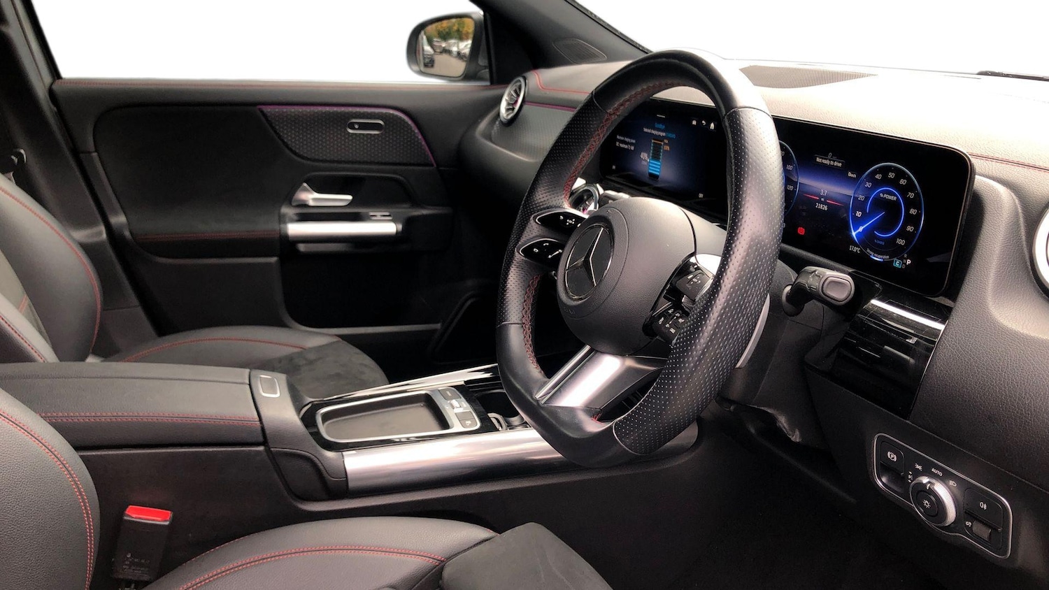 Used Mercedes-Benz EQA 2024 for sale - 76770276: Photo 3