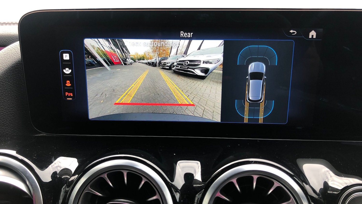 Used Mercedes-Benz EQA 2024 for sale - 76770276: Photo 32