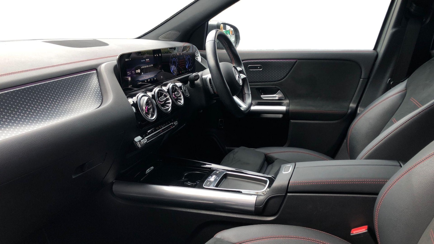 Used Mercedes-Benz EQA 2024 for sale - 76770276: Photo 8