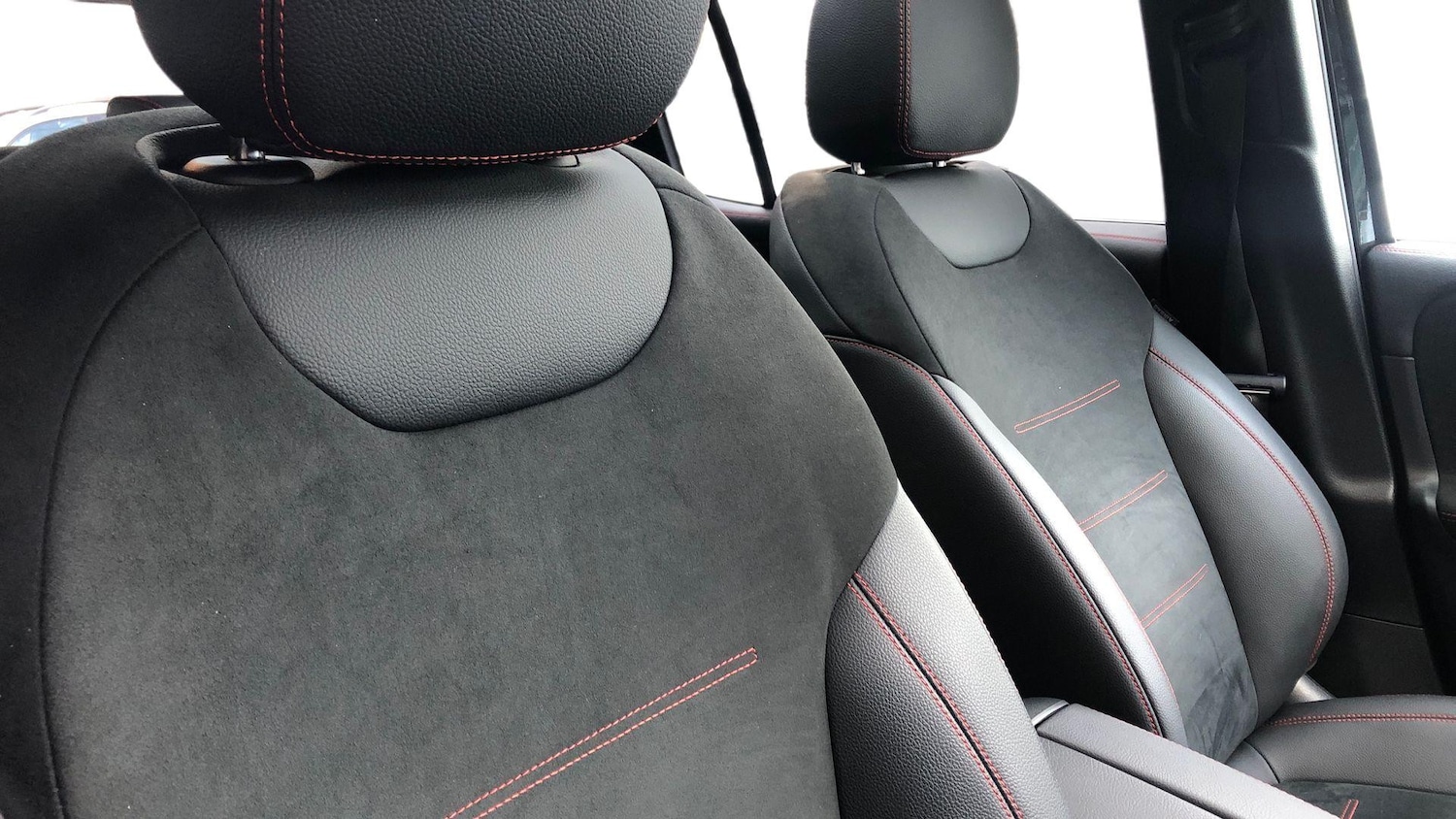 Used Mercedes-Benz GLB 2024 for sale - 77423792: Photo 11