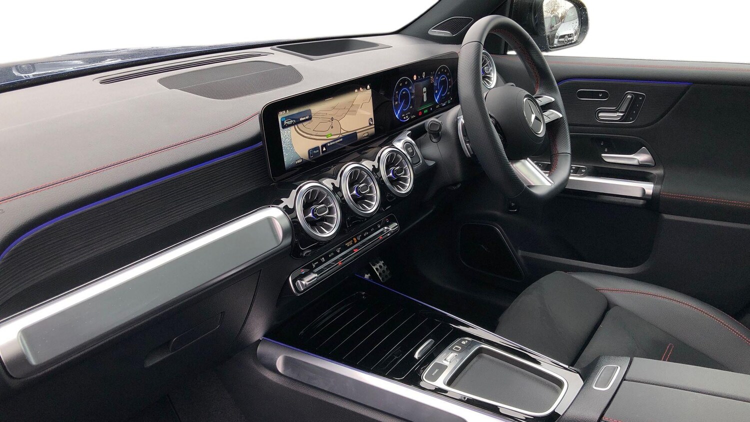 Used Mercedes-Benz EQB 2025 for sale - 76627496: Photo 8