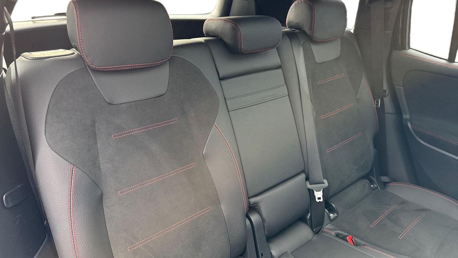 Used Mercedes-Benz GLB 2024 for sale - 77605338: Photo 12