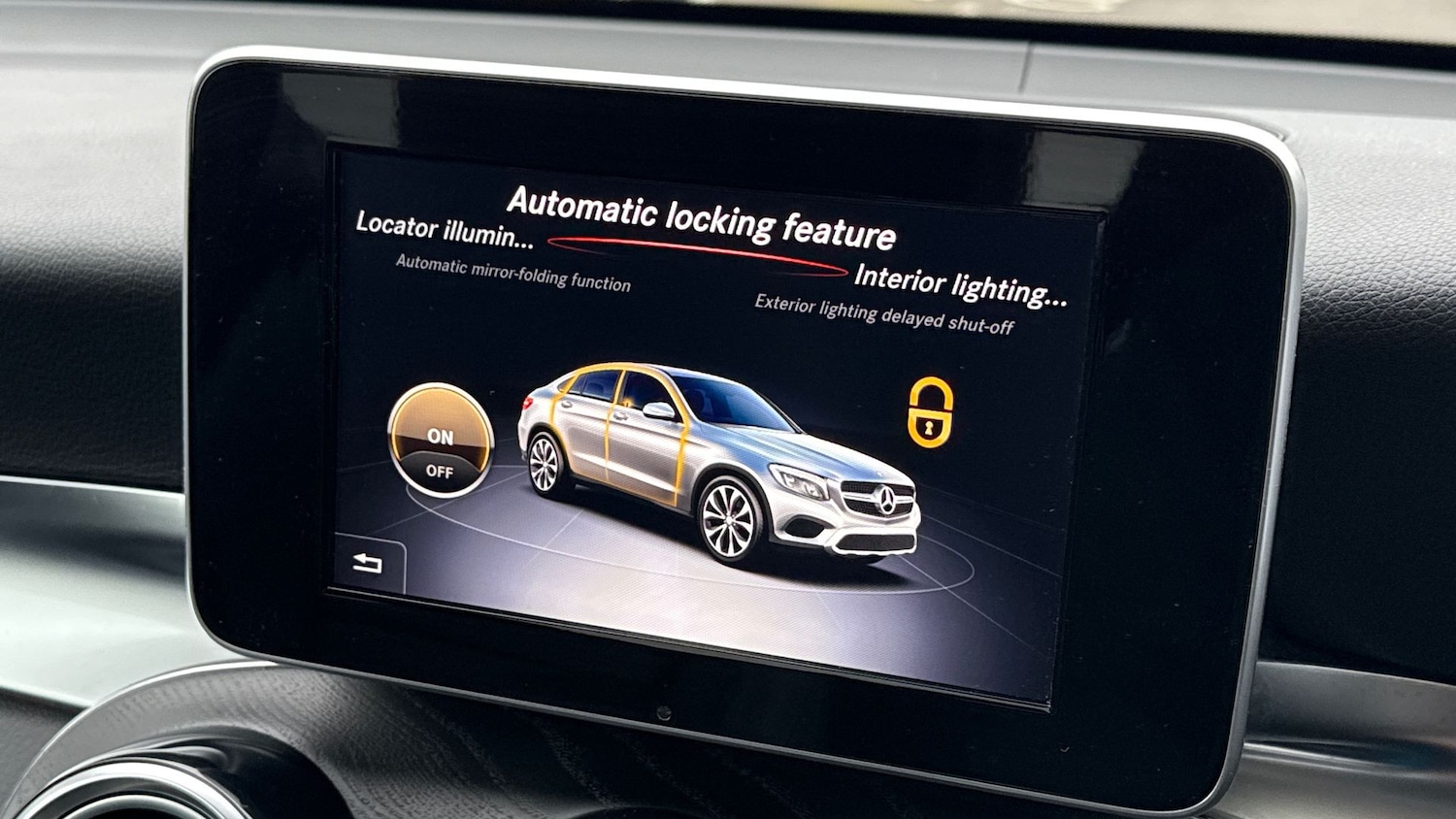 Used Mercedes-Benz GLC 2019 for sale - 77605336: Photo 35