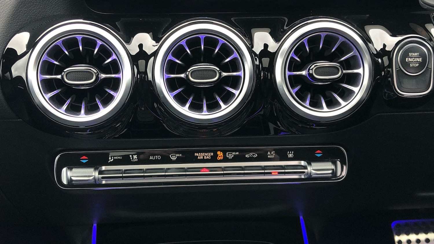 Used Mercedes-Benz GLA 2022 for sale - 77605377: Photo 28