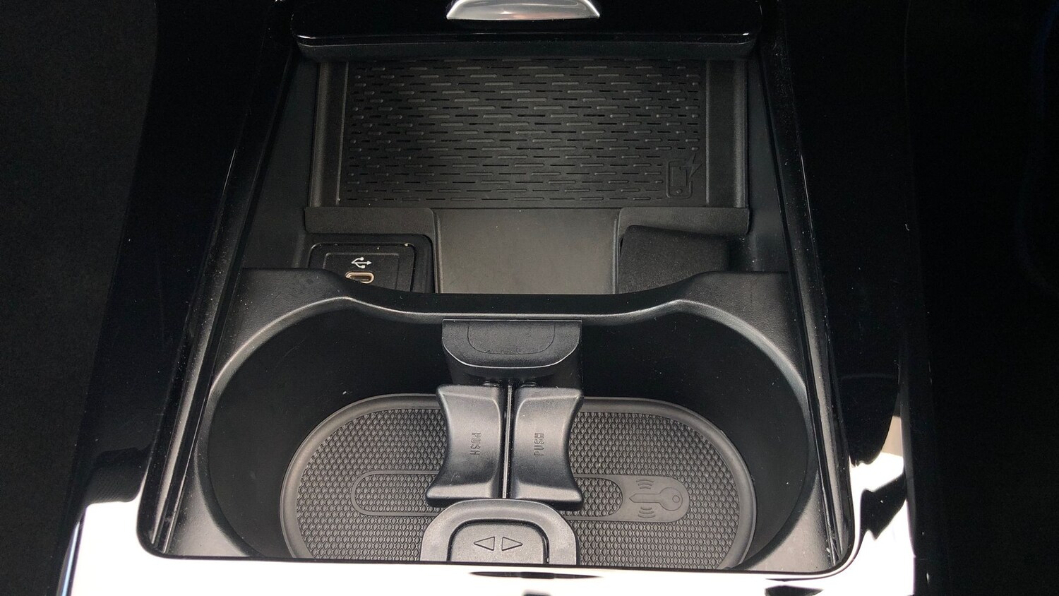 Used Mercedes-Benz A-Class 2024 for sale - 76922723: Photo 31