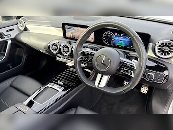 Used Mercedes-Benz CLA 2024 for sale - 77605339: Photo