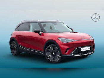 2025 (25) - 200kW Premium 66kWh 5dr Auto