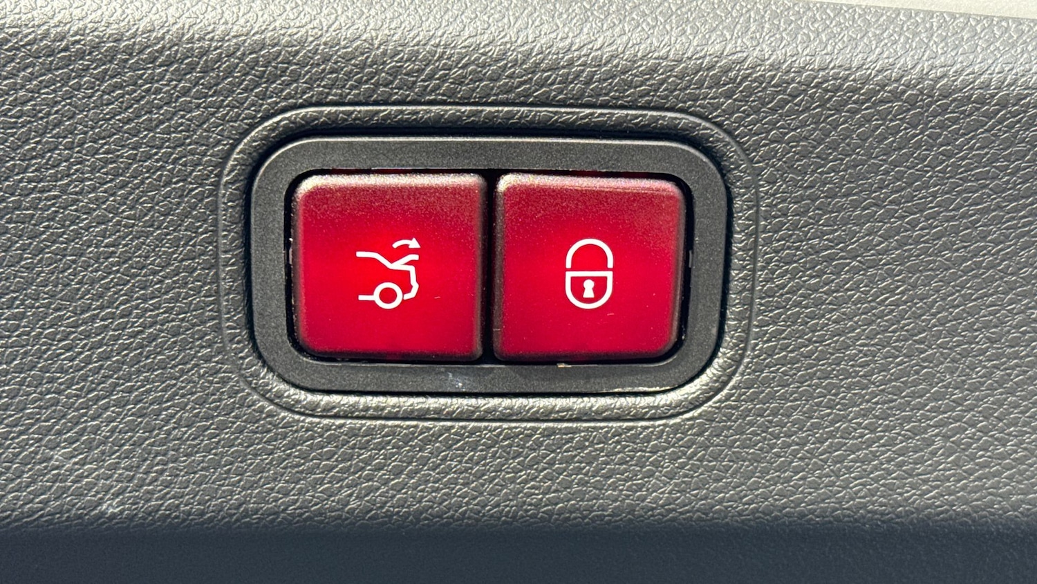 Used Mercedes-Benz CLS 2018 for sale - 77605350: Photo 25