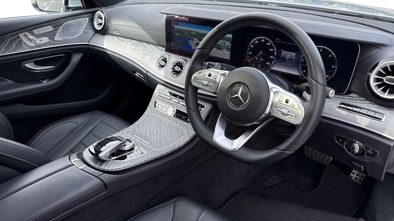 Used Mercedes-Benz CLS 2018 for sale - 77605350: Photo 3