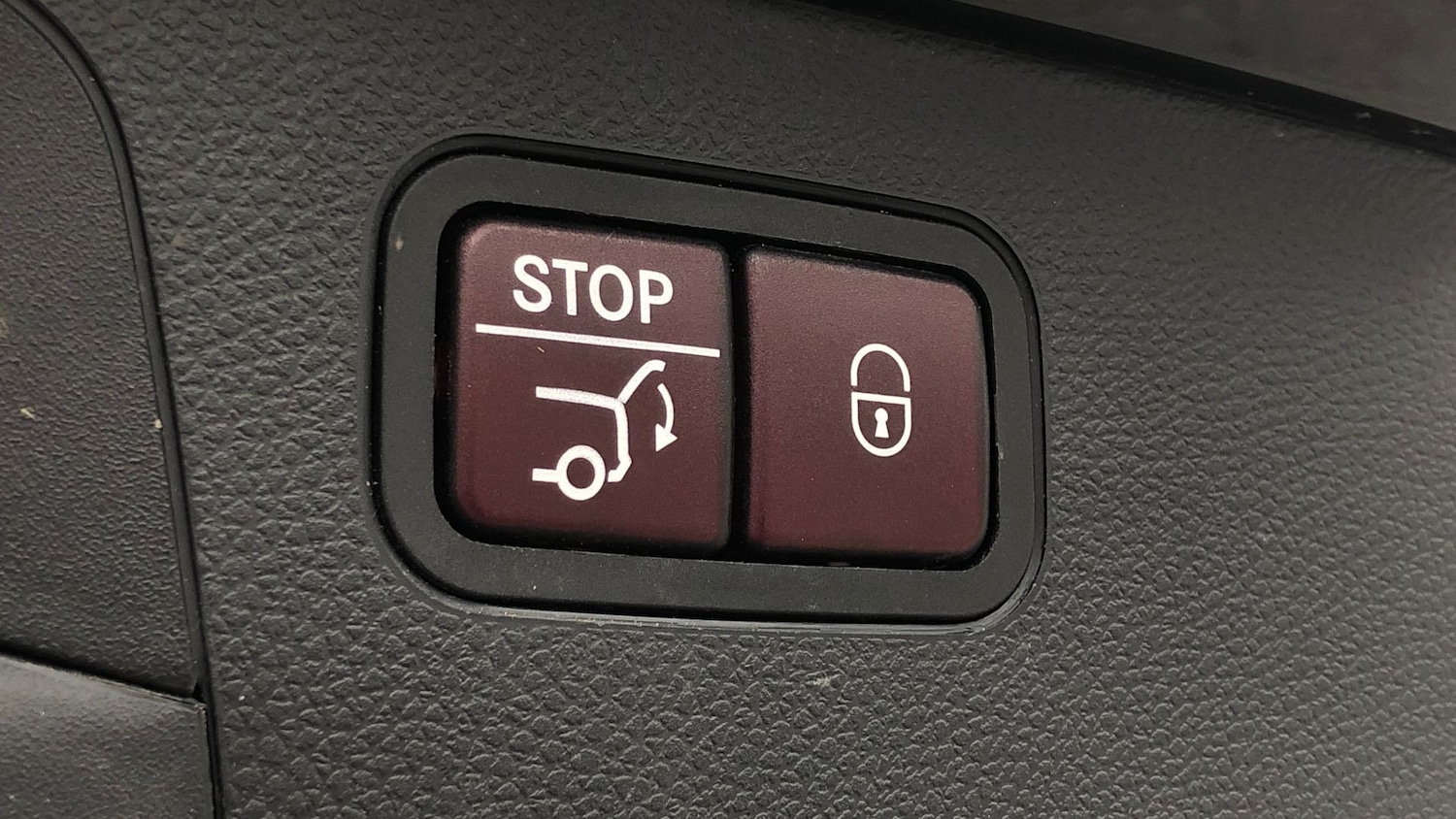 Used Mercedes-Benz GLC 2018 for sale - 77128620: Photo 21