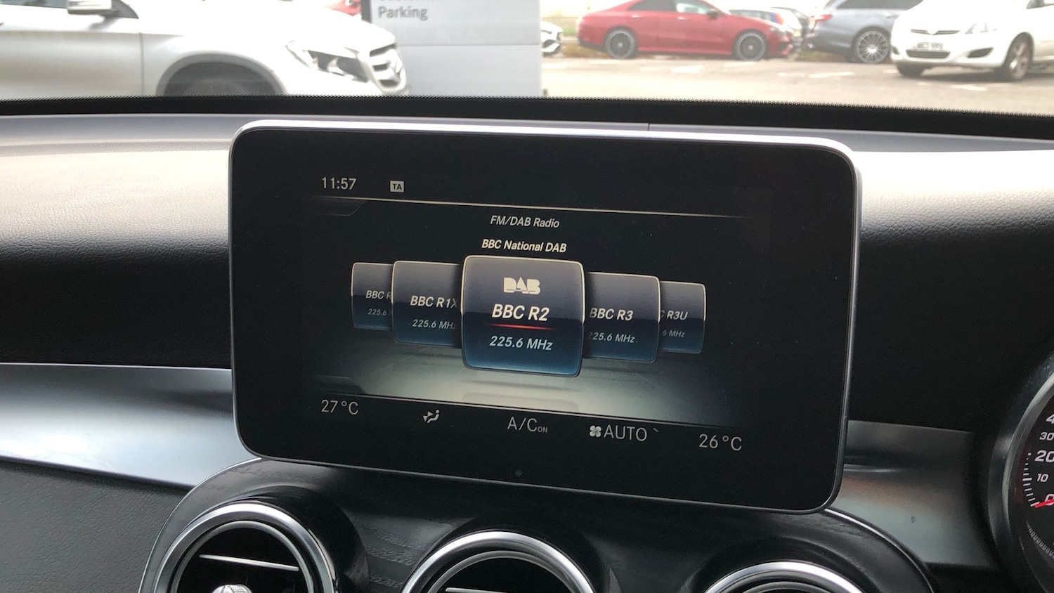 Used Mercedes-Benz GLC 2018 for sale - 77128620: Photo 35