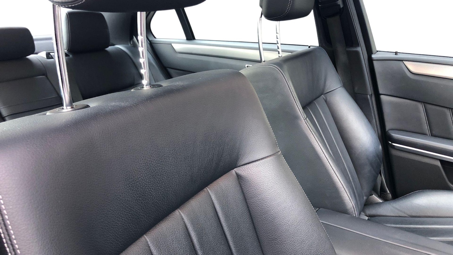 Used Mercedes-Benz E Class 2015 for sale - 76418628: Photo 11