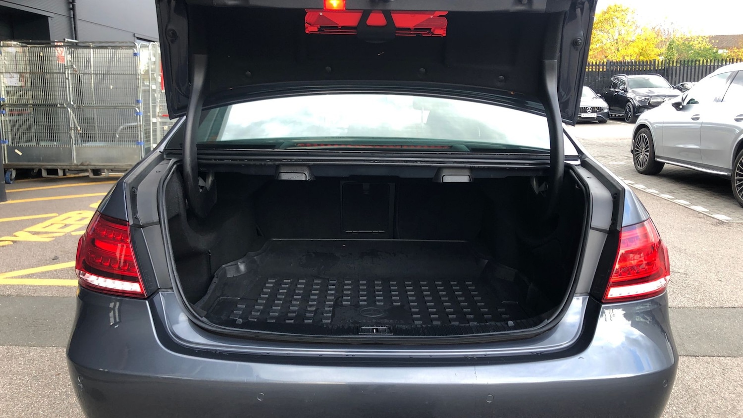 Used Mercedes-Benz E Class 2015 for sale - 76418628: Photo 14