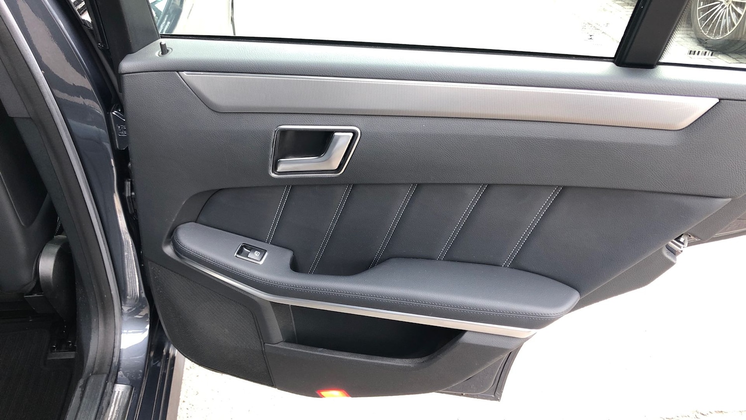 Used Mercedes-Benz E Class 2015 for sale - 76418628: Photo 21