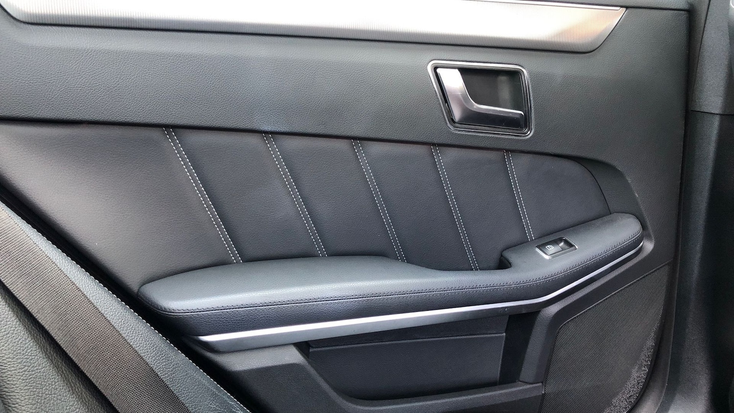 Used Mercedes-Benz E Class 2015 for sale - 76418628: Photo 22