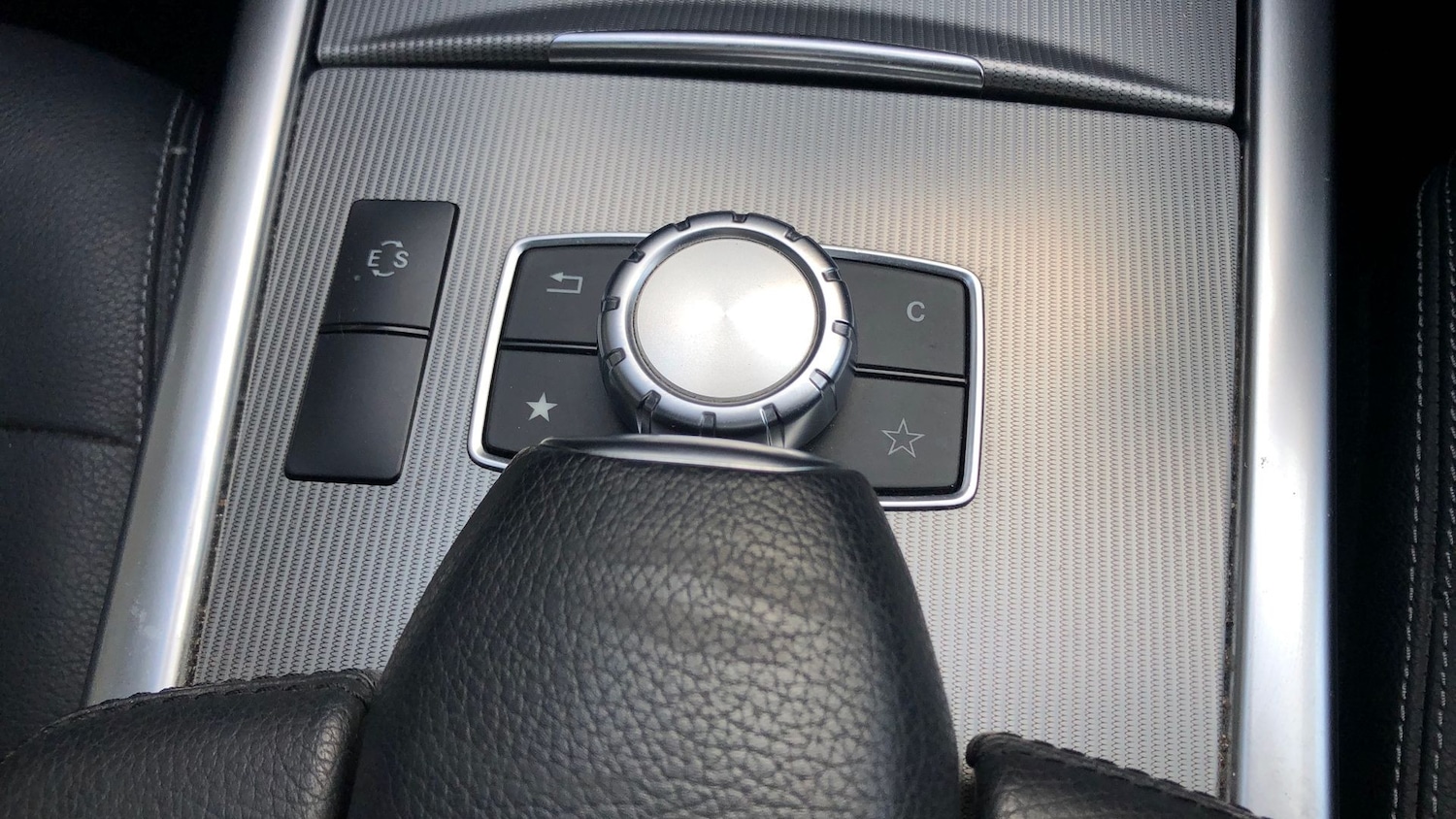 Used Mercedes-Benz E Class 2015 for sale - 76418628: Photo 26