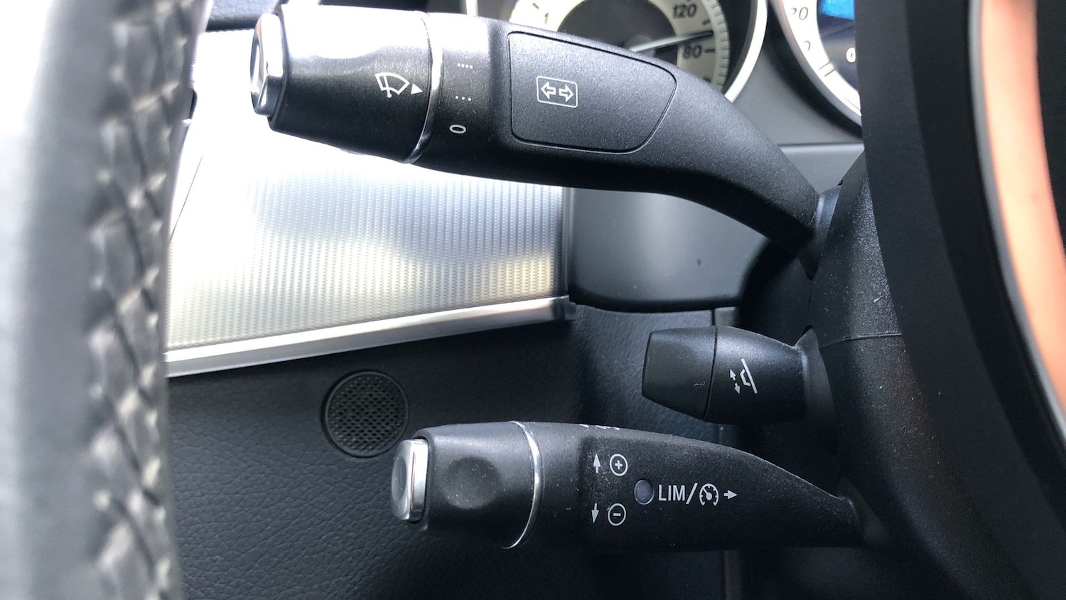 Used Mercedes-Benz E Class 2015 for sale - 76418628: Photo 35