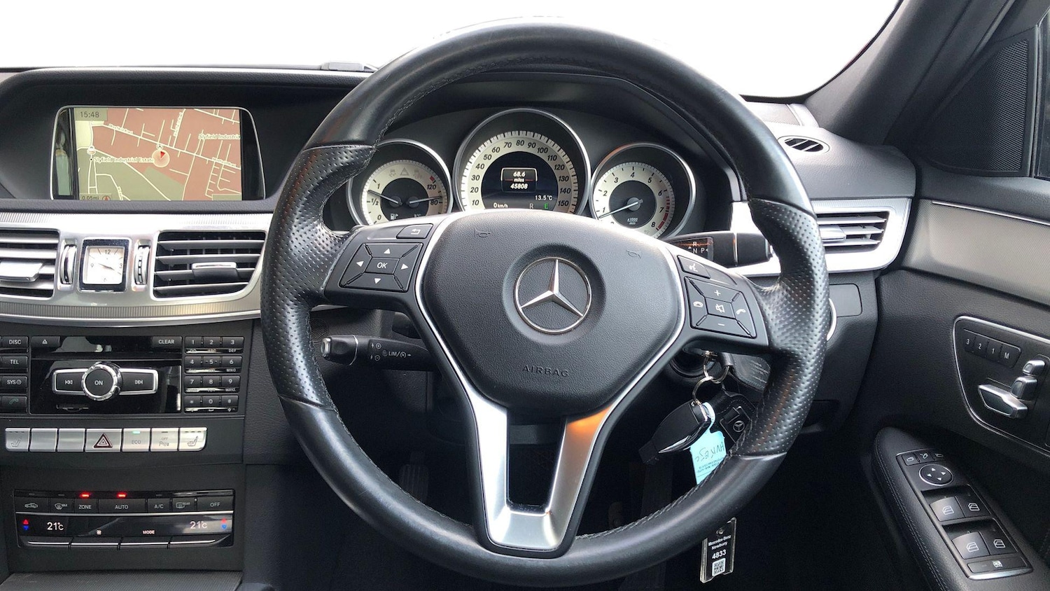 Used Mercedes-Benz E Class 2015 for sale - 76418628: Photo 9