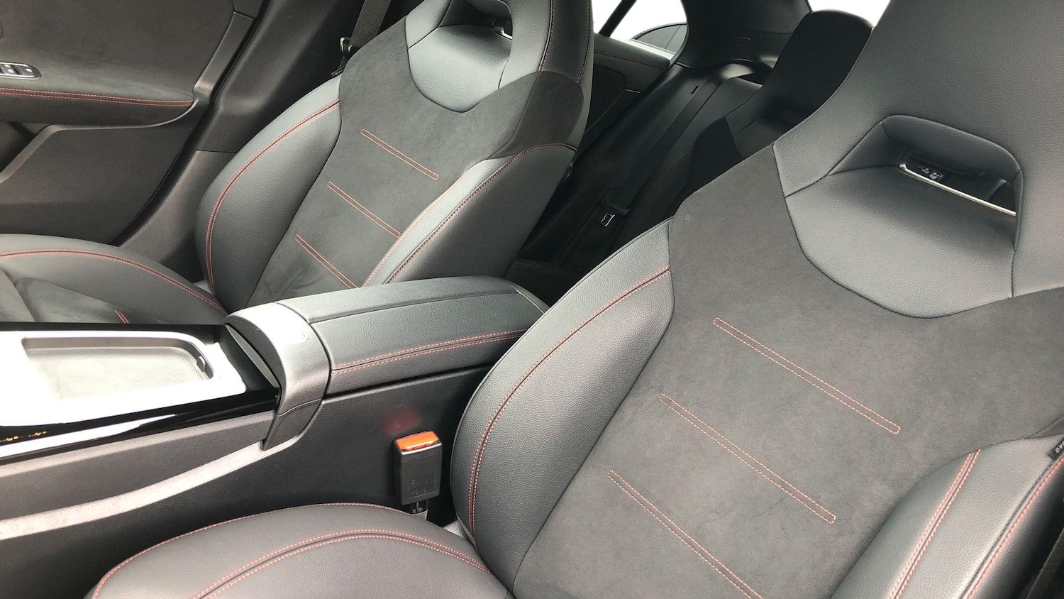 Used Mercedes-Benz CLA 2025 for sale - 76413581: Photo 11