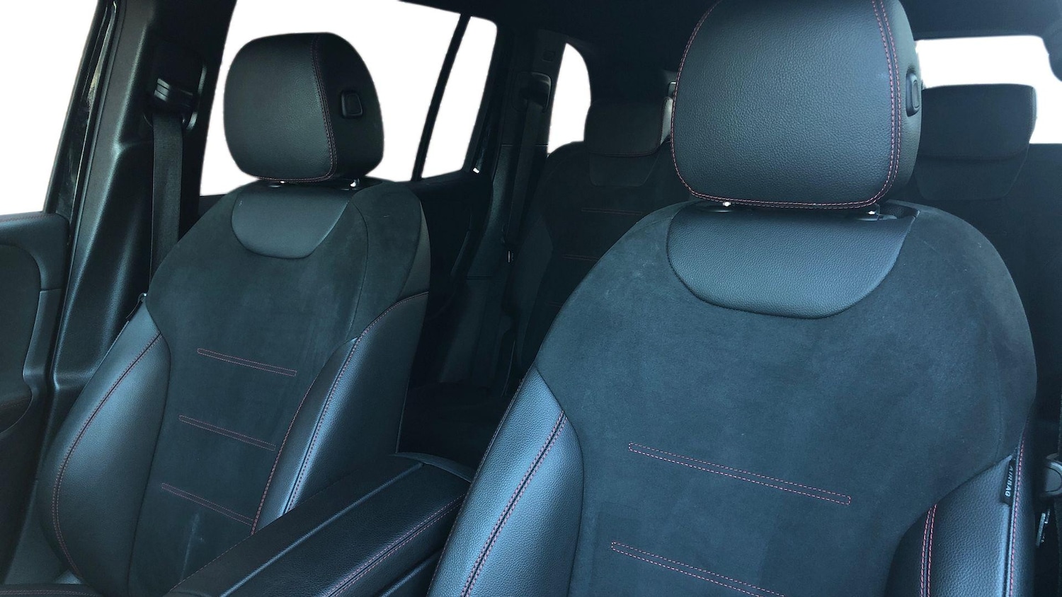 Used Mercedes-Benz GLB 2024 for sale - 76963744: Photo 11