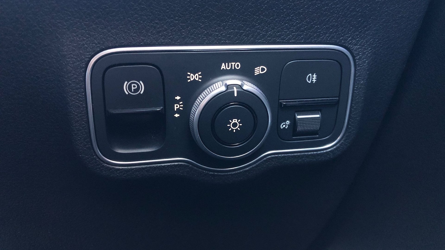 Used Mercedes-Benz GLB 2024 for sale - 76963744: Photo 29