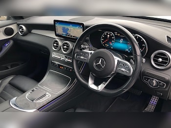 Used Mercedes-Benz GLC 2022 for sale - 77294416: Photo