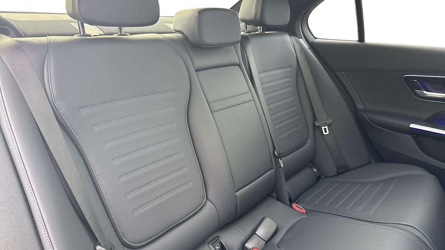 Used Mercedes-Benz C Class 2025 for sale - 77605376: Photo 12