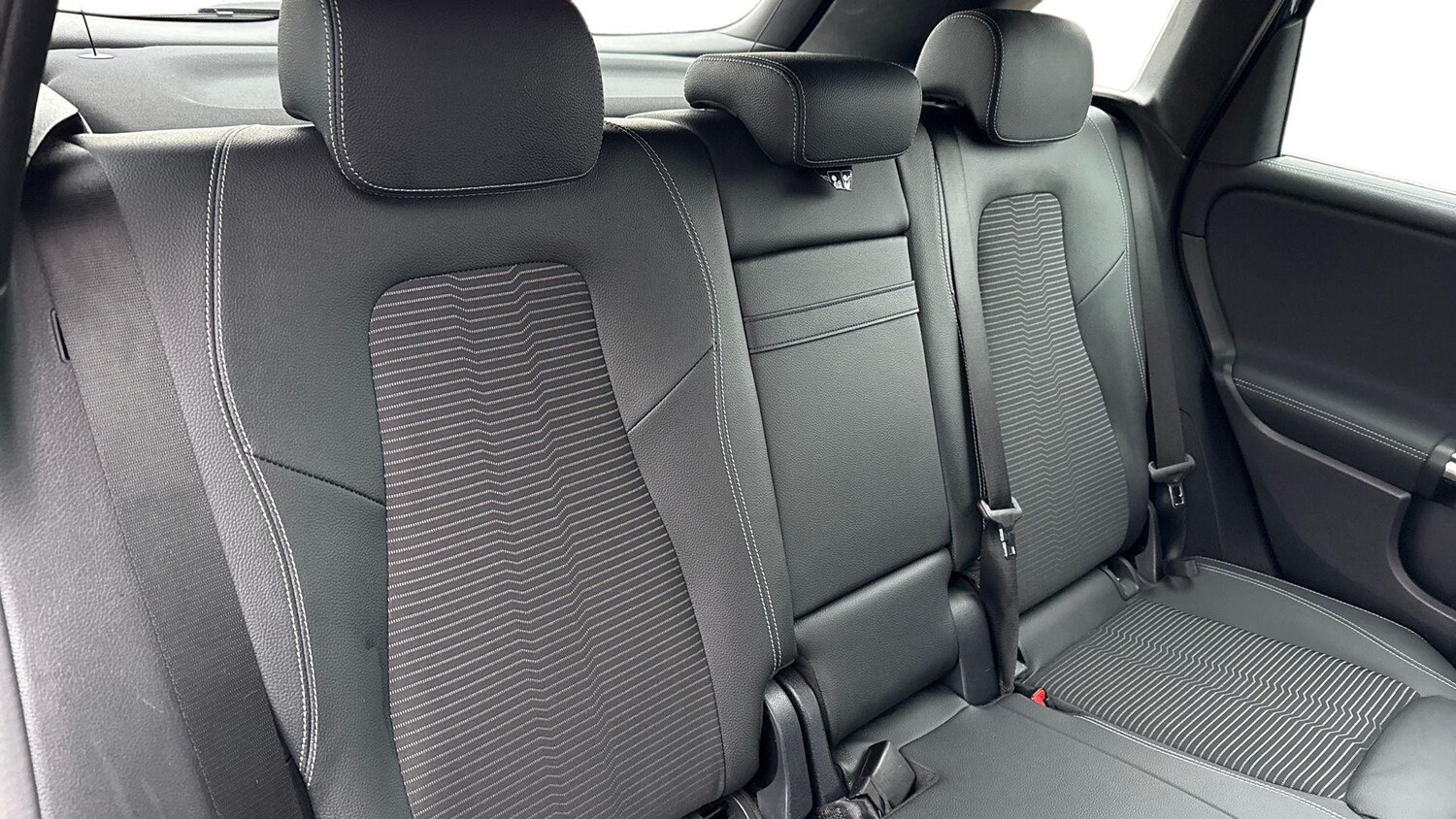 Used Mercedes-Benz B Class 2021 for sale - 77605362: Photo 12