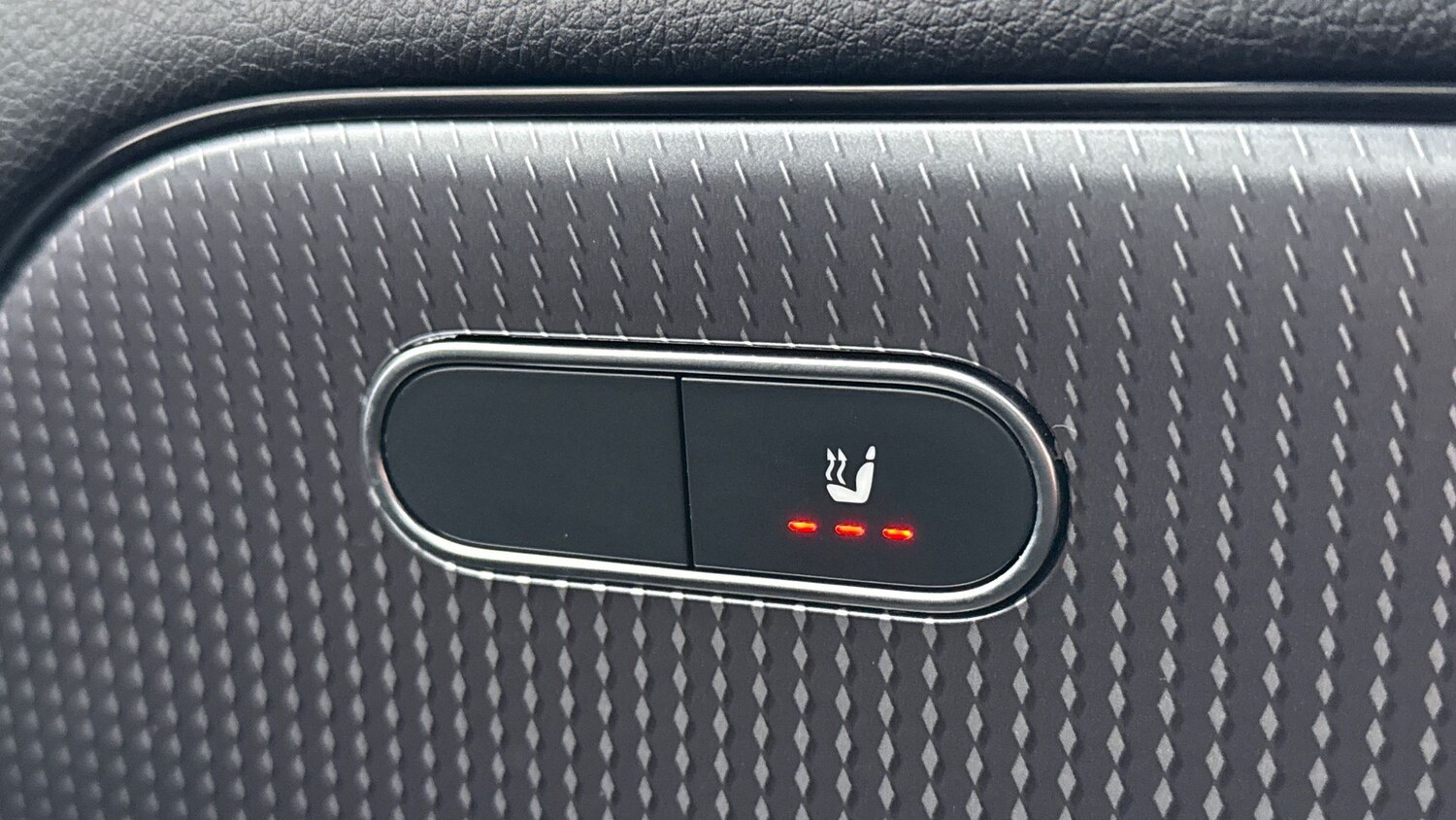 Used Mercedes-Benz B Class 2021 for sale - 77605362: Photo 26