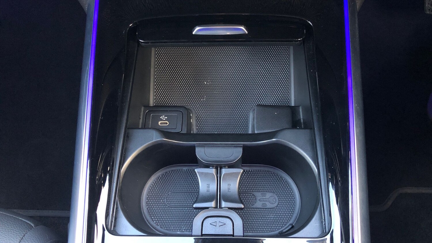 Used Mercedes-Benz EQA 2024 for sale - 76949442: Photo 31