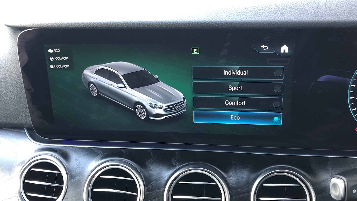 Used Mercedes-Benz E Class 2022 for sale - 76413552: Photo 32