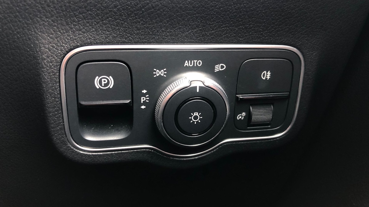 Used Mercedes-Benz GLA 2022 for sale - 76413457: Photo 32