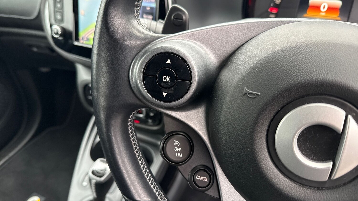 Used smart fortwo 2018 for sale - 77382194: Photo 19