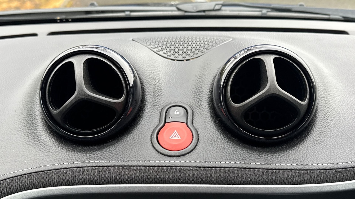 Used smart fortwo 2018 for sale - 77382194: Photo 35