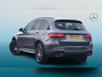 Used Mercedes-Benz GLC 2019 for sale - 76895875: Photo