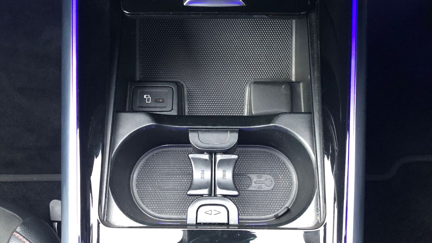 Used Mercedes-Benz EQA 2021 for sale - 76949450: Photo 31