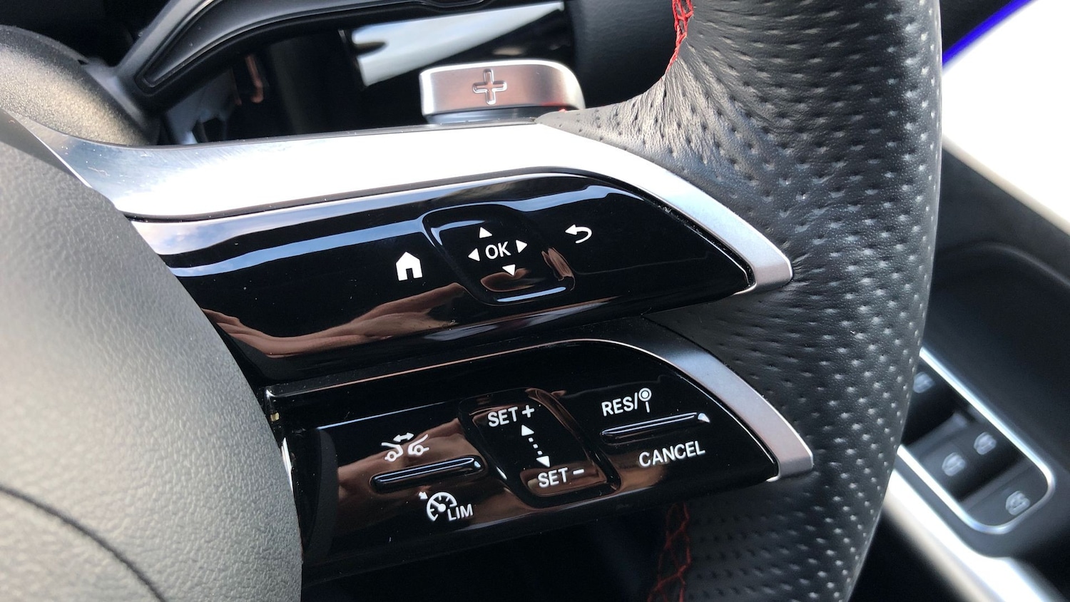 Used Mercedes-Benz GLA 2024 for sale - 77605367: Photo 31